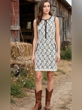 Max & Riley Sleeveless White Lace Sheath Dress with Black Trim Size M juniors